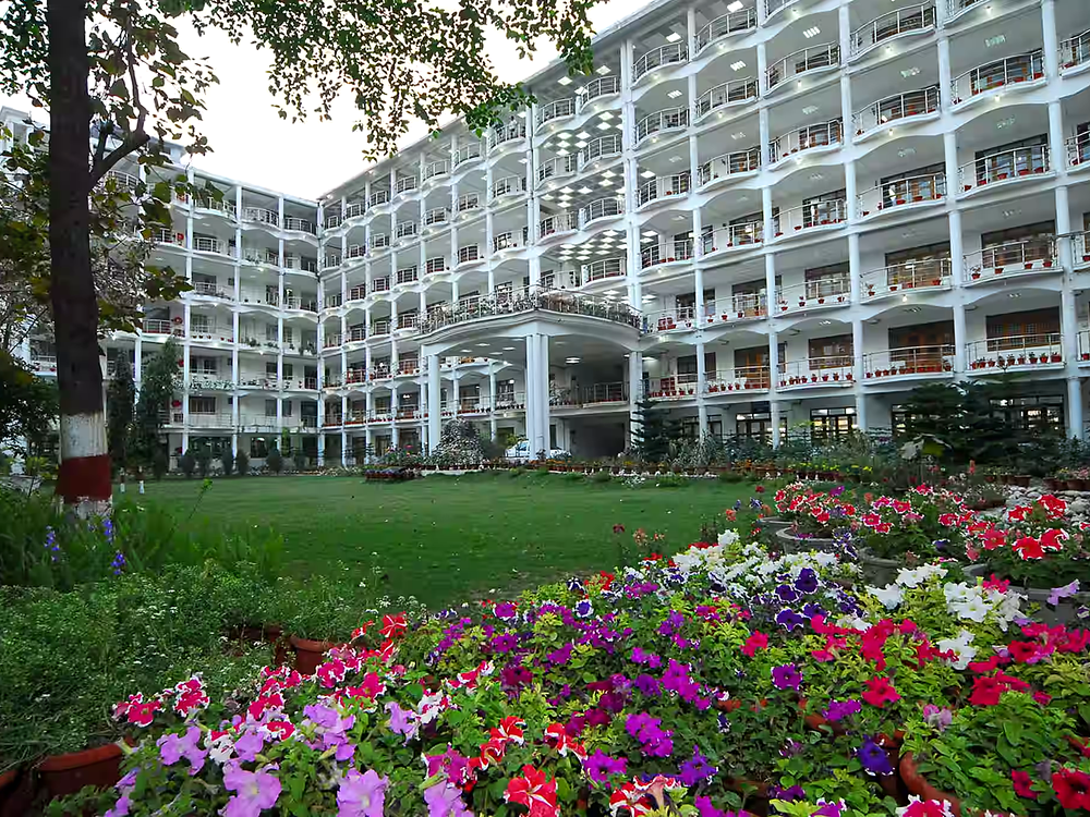 Era Lucknow Medical College , Lucknow