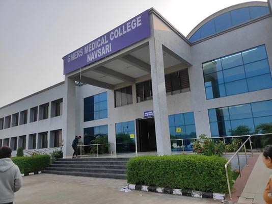 GMERS Medical College, Navsari