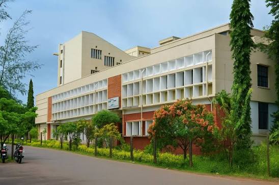 Smt. N.H.L.Municipal Medical College, Ahmedabad