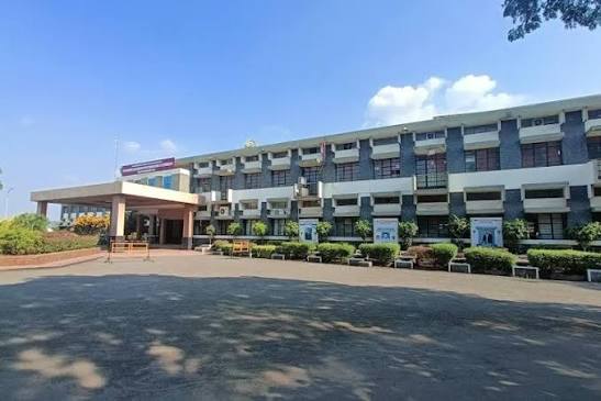 Tatyasaheb Kore Dental College and Research Centre, Warananagar