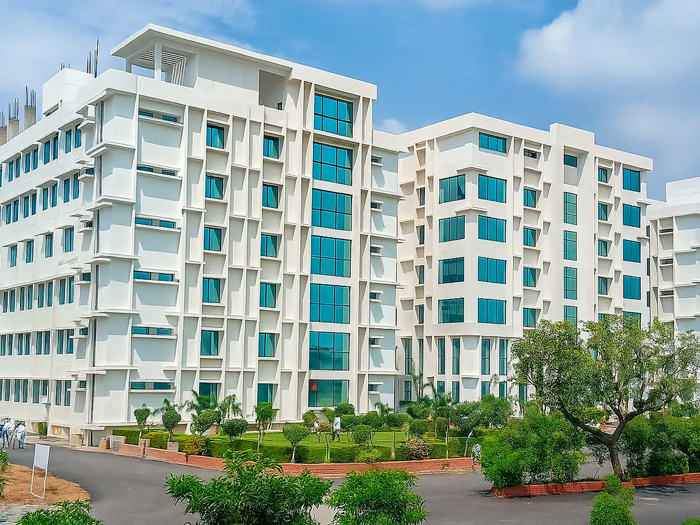 Heritage Institute of Medical Sciences, Varanasi