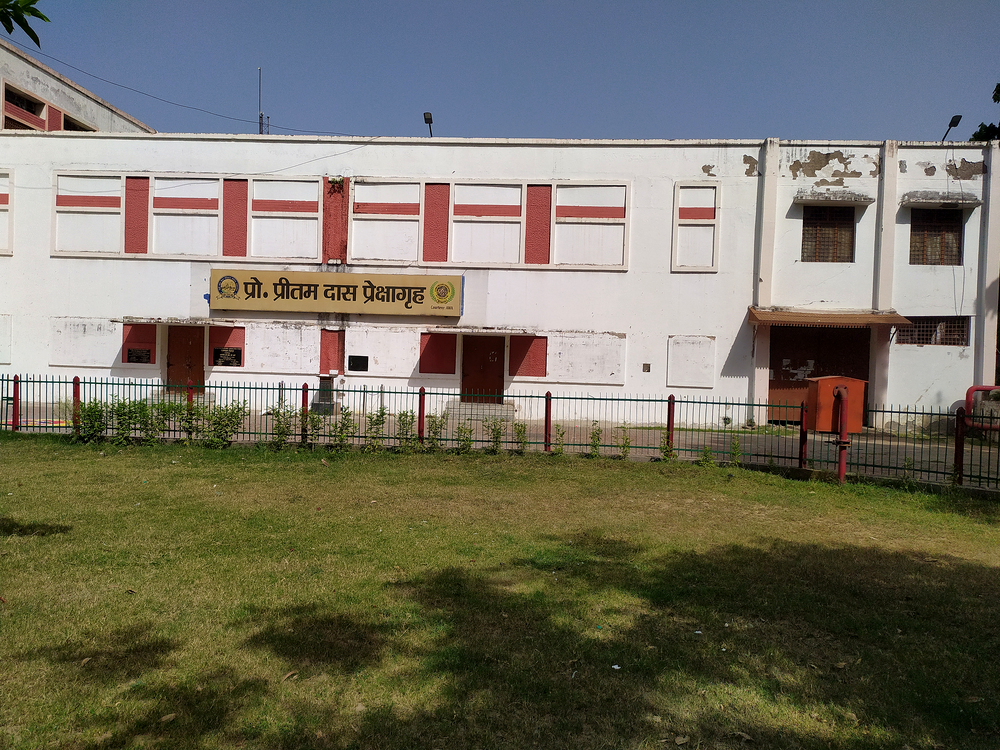 Moti Lal Nehru Medical College, Allahabad
