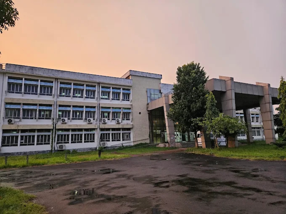 College of Medicine and JNM Hospital,Kalyani,Nadia