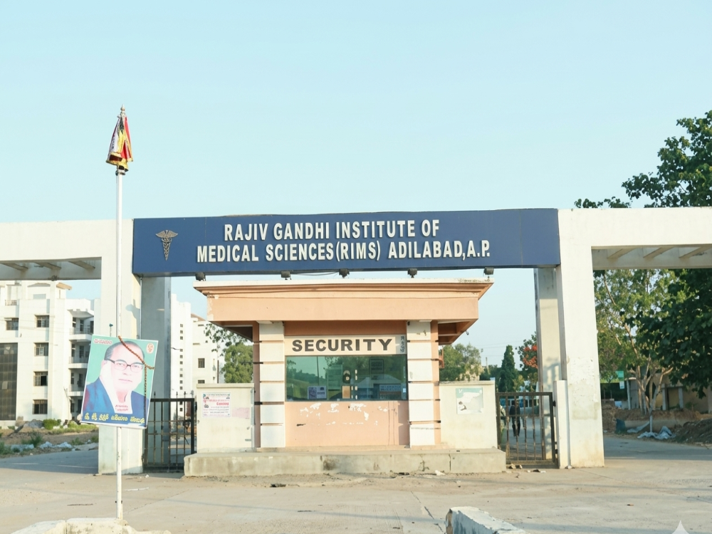 Rajiv Gandhi Institute of Medical Sciences, Adilabad